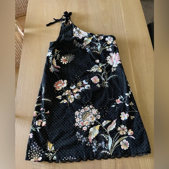 Maeve| Anthro Floral Beaded Black Shift Dress, One Shoulder with Velvet Tie••• - Picture 4 of 16